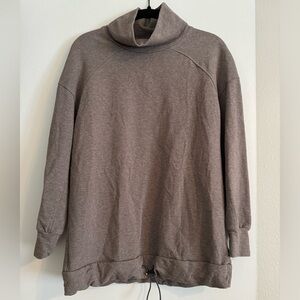 Varley Athletic Pullover / Sweater